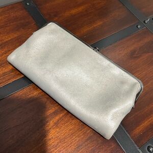 HOBO Lauren wallet